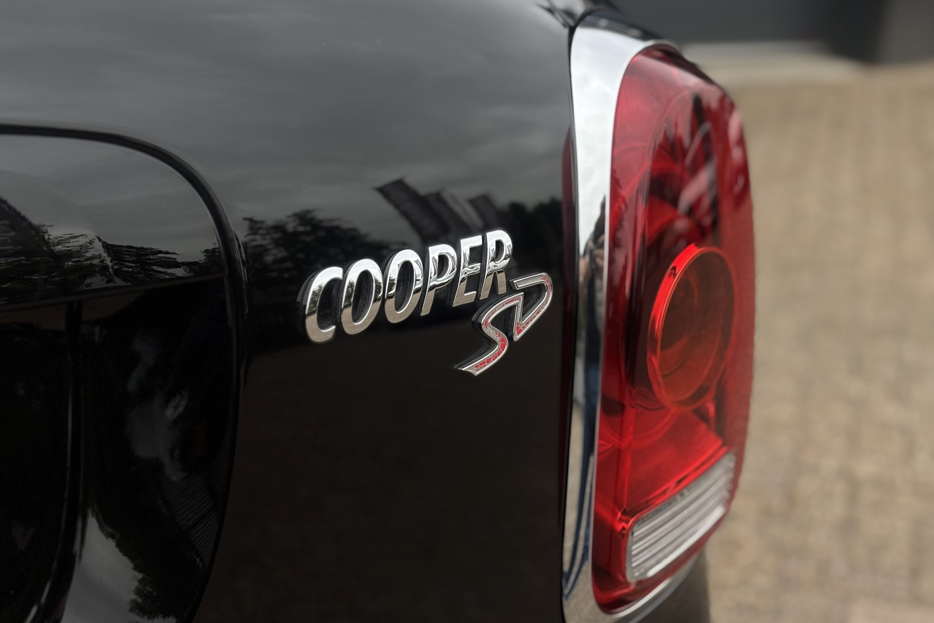 47423325-25.jpg