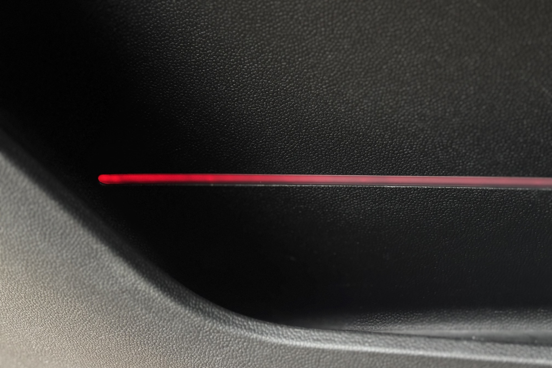 47423325-42.jpg