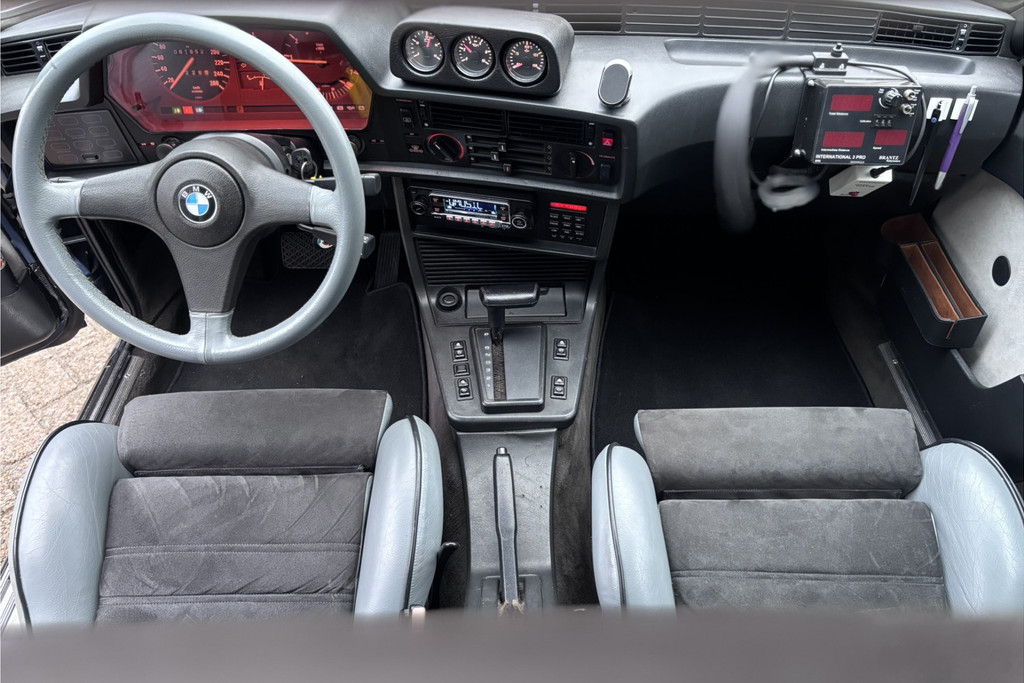 49926824-23.jpg
