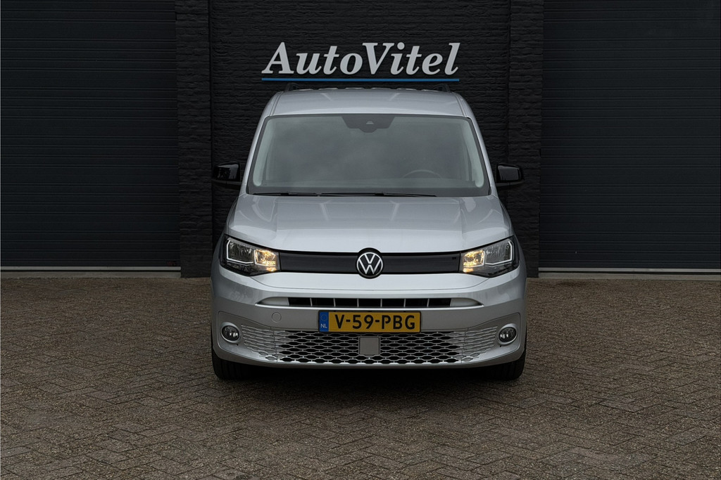51701161-11.jpg