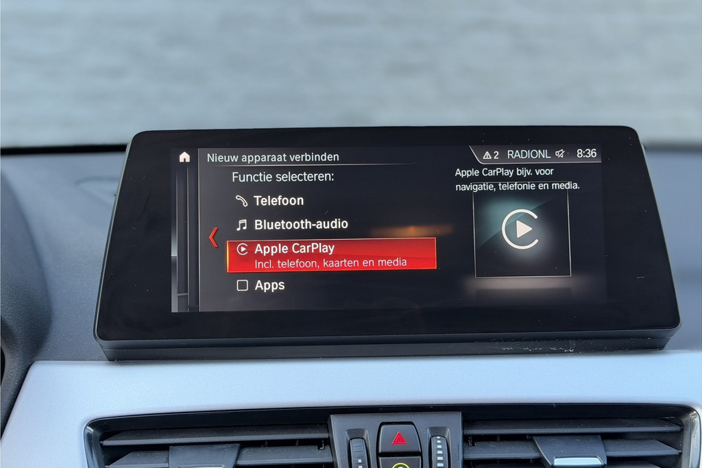 52768201-26.jpg