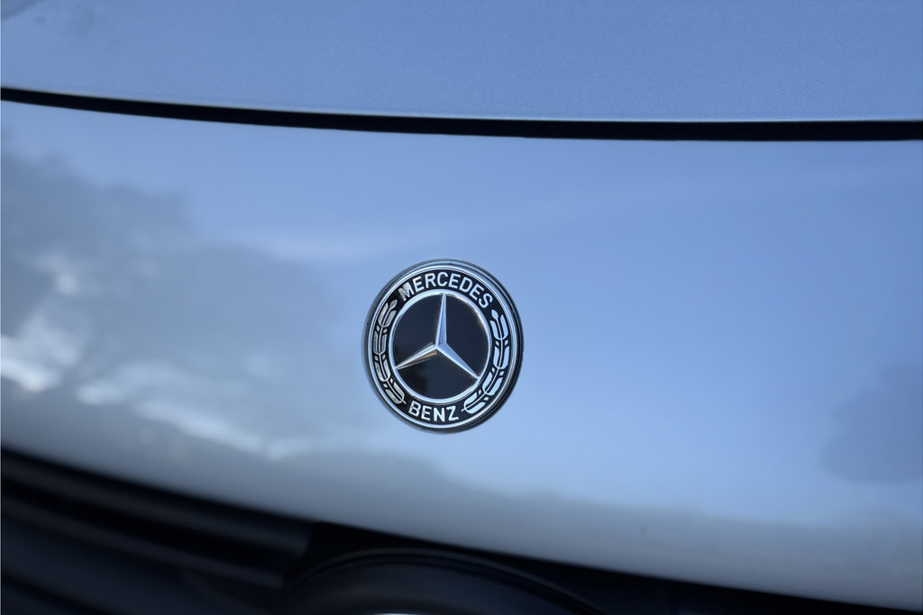 53139707-3.jpg