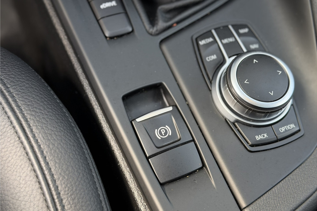 53481232-32.jpg