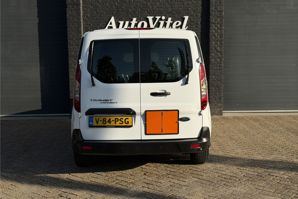 53706347-21.jpg