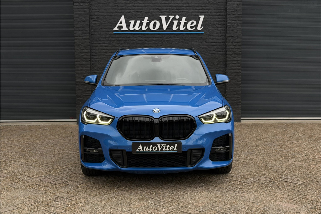 54615133-14.jpg
