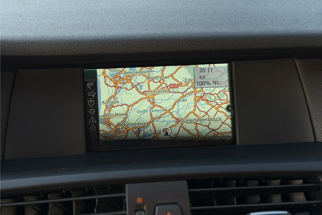 54753779-30.jpg