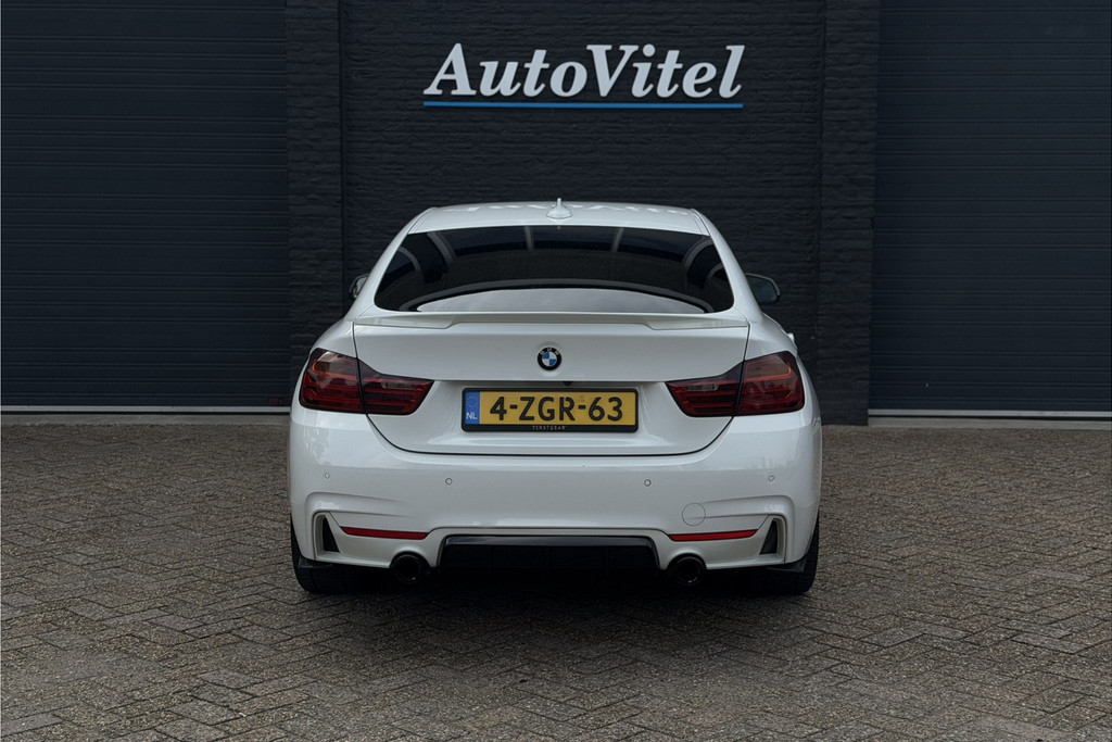 55606790-32.jpg