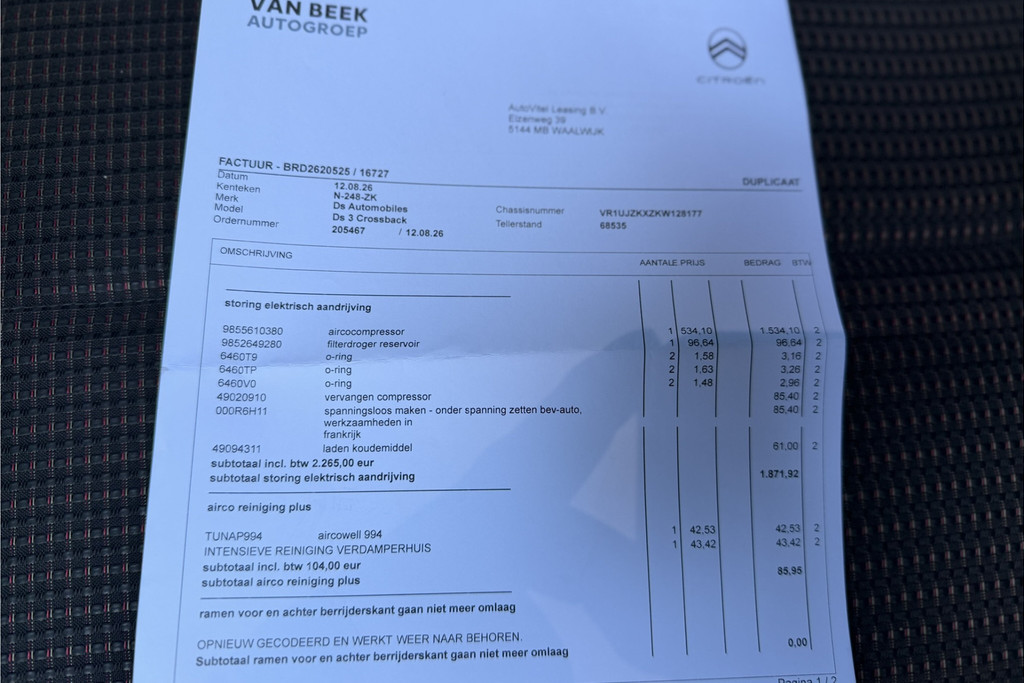 55915320-39.jpg