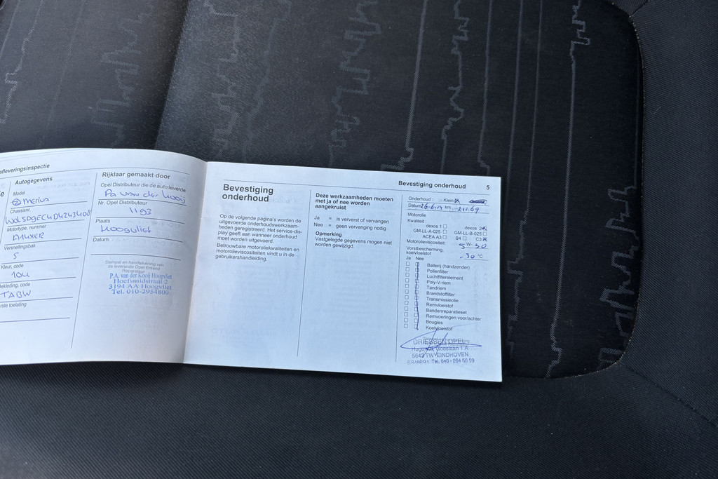 56357313-8.jpg