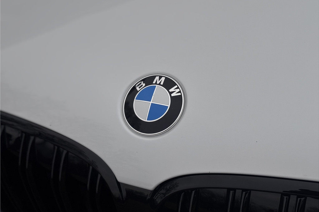 57761154-4.jpg